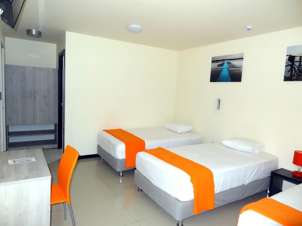 Ivankaa Hostel Трухільйо Екстер'єр фото